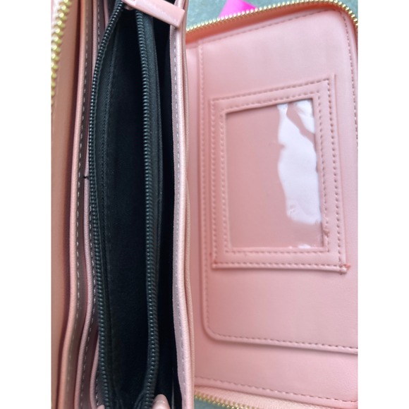 Betsey Johnson Pink Daisy Quilted Zip Around Wristlet Wallet BMS 1300 - Picture 8 of 9